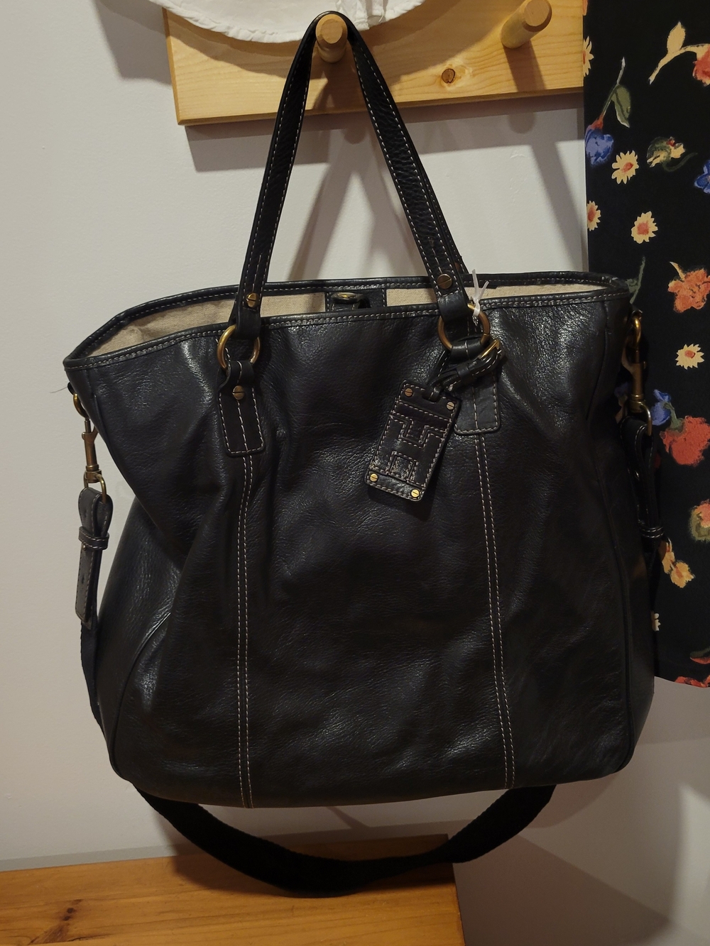 Tommy Hilfiger Black Leather Tote with Tag Detail